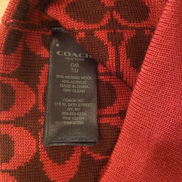 Coach Signature Knit Merino Wool Fuschia Scarf with Matching Beanie - Picture 3 of 5